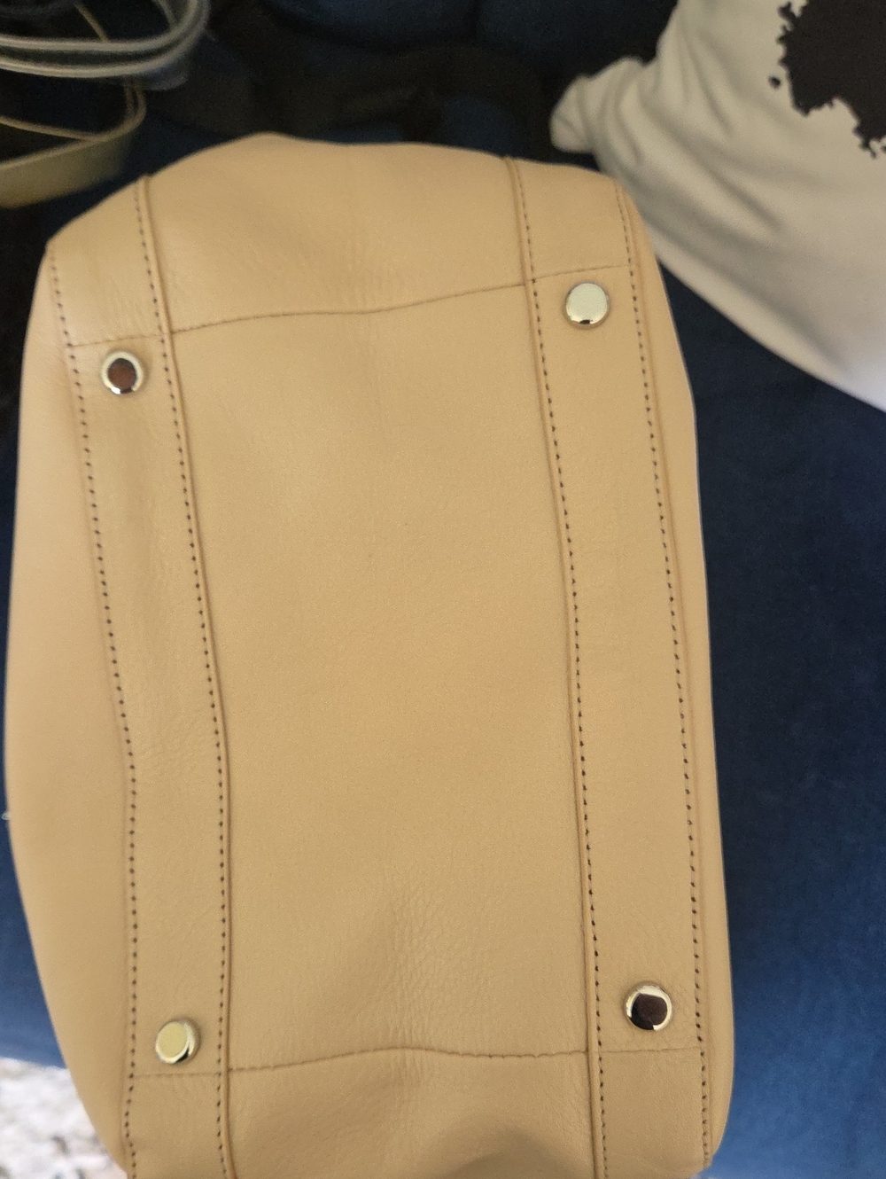 Rebecca Minkoff Soft Beige Leather Shoulder Bag - Picture 9 of 9
